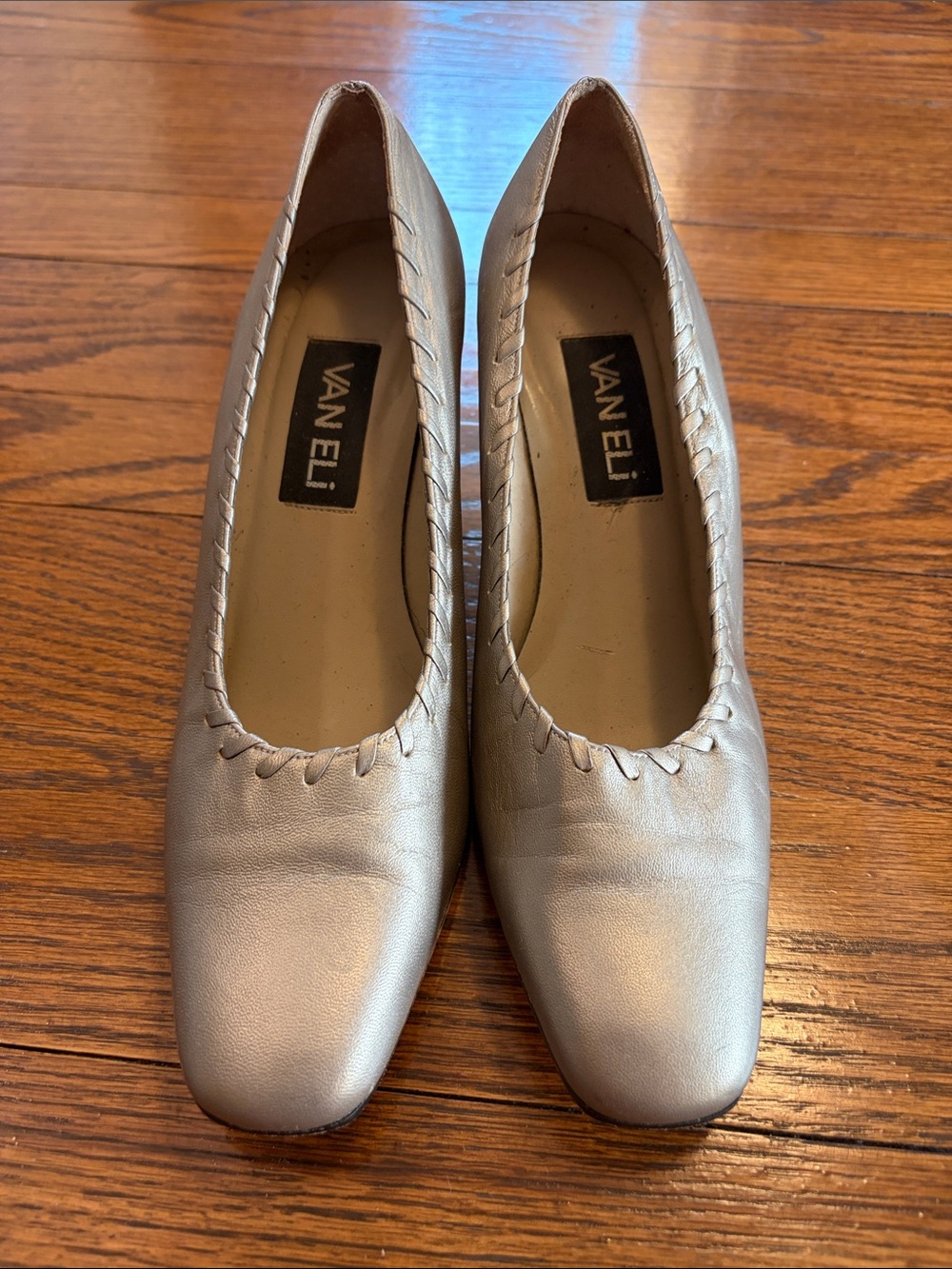 Vaneli Metallic champagne Leather Square-Toe heels